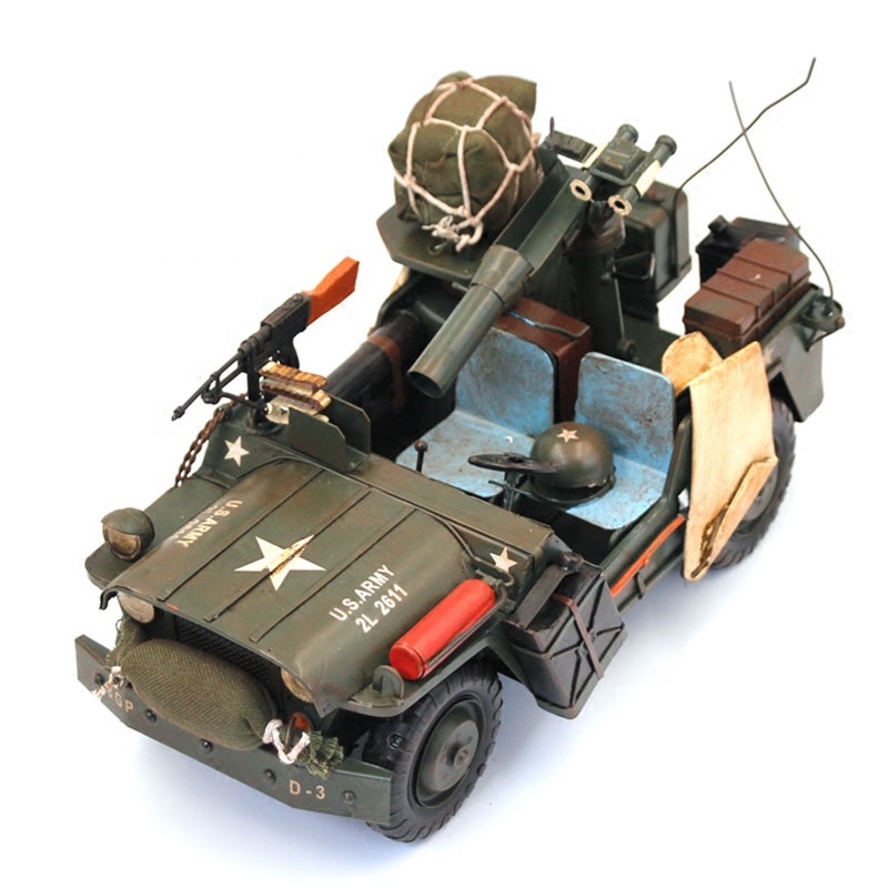Vintage Collectible Cars - Modèle de véhicule militaire en fer