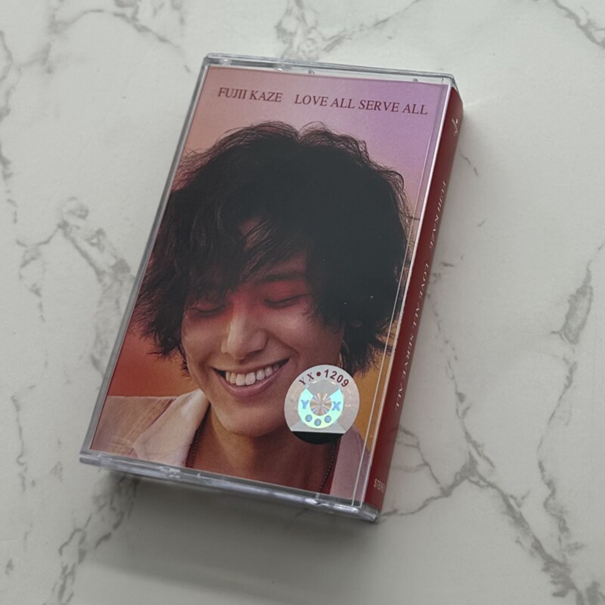 Fujii Kaze LOVE ALL SERVE ALL  - Vintage Collectibles avis et prix